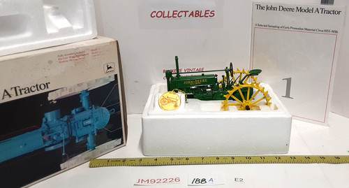 John deere model - deere, tractor